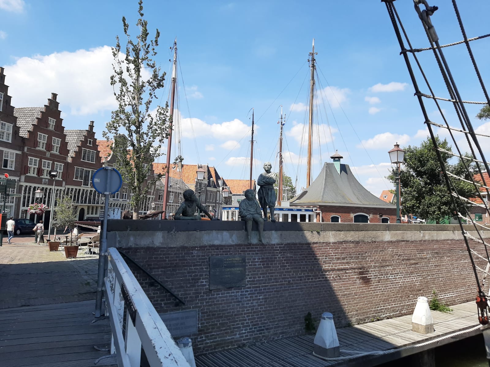 Scheepsjongens van Bontekoe beeld
